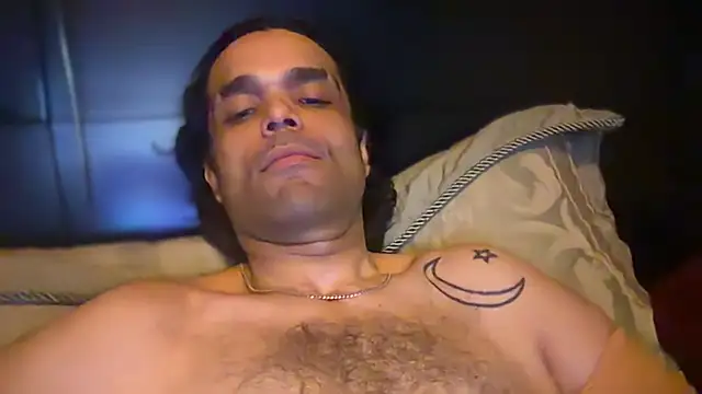 KungFuPanda001 live cam on StripChat