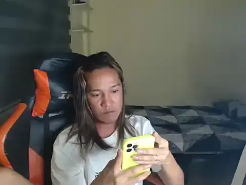 ashelyxyn69xx webcam
