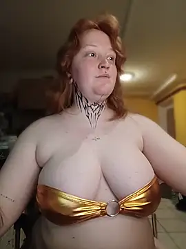CURVYSAKURA webcam