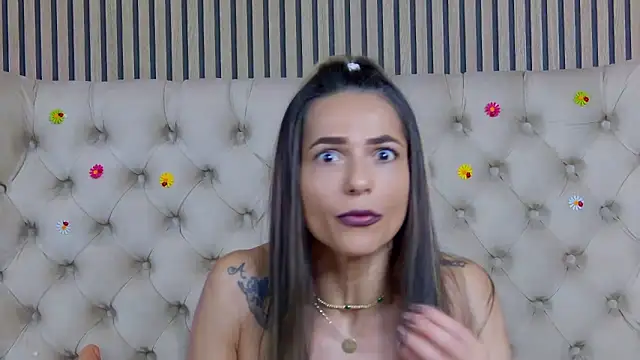 PlayfulShow webcam
