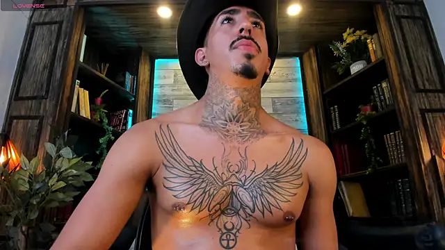 Donovan_Desmond webcam