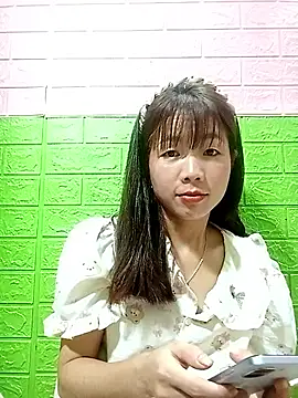 AmyLinee01 webcam