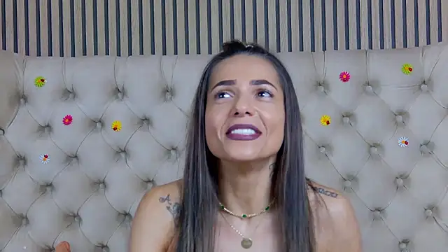 PlayfulShow webcam