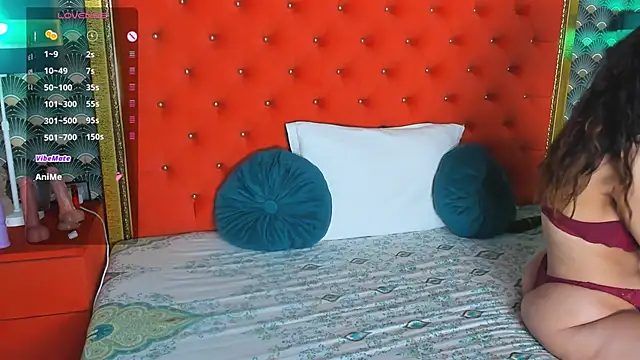 VallerieJones webcam