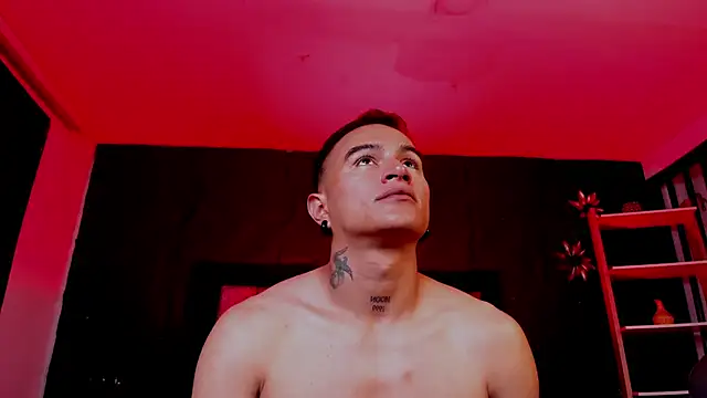 LiamDeep webcam