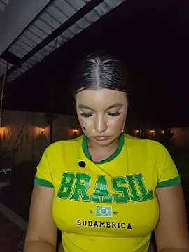 Pretty_Julieta webcam