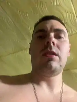 Rowing199456 live cam on StripChat