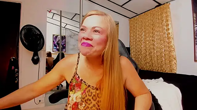 alicee__mature webcam