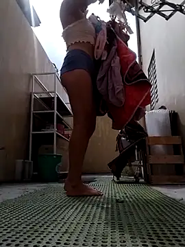 25sweetlilbunny webcam