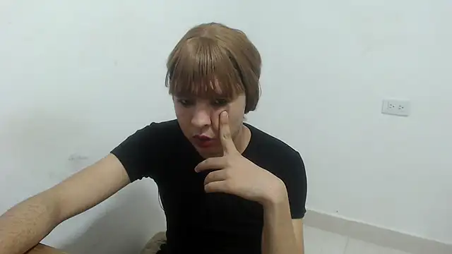 estefania224 webcam