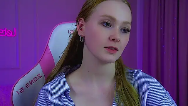 AgataFoxley webcam