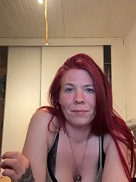 LisaLuxx webcam