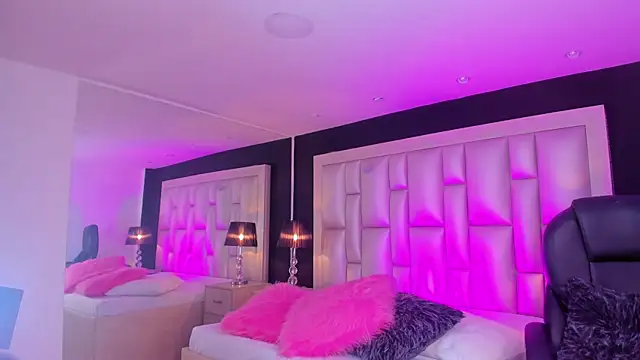 LuisaJonnes_ webcam