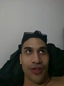 Camachito332 webcam