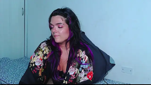 purple_em69 webcam