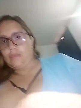 mademooms webcam