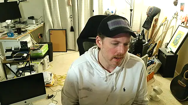 9VOLTT webcam