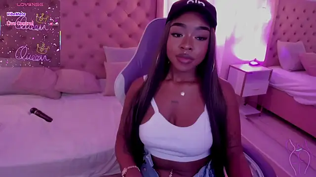 mia_schwarz webcam
