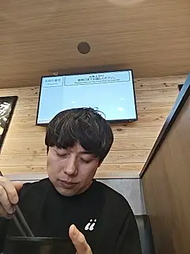 whitebriefboy webcam