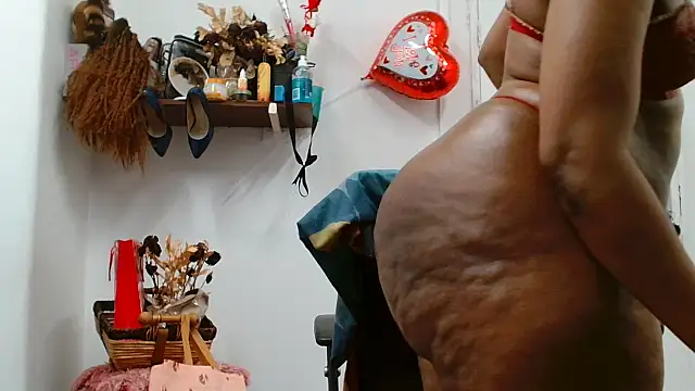 xTALLSEXYBUMx webcam