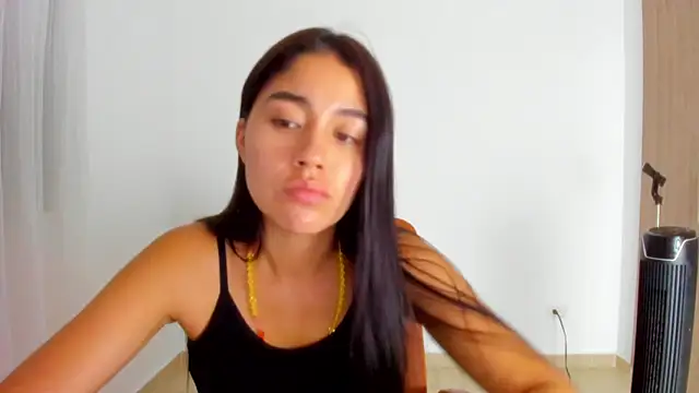 AriaMontgomery webcam