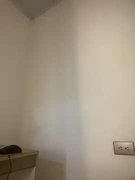 Kriss_Edwards webcam