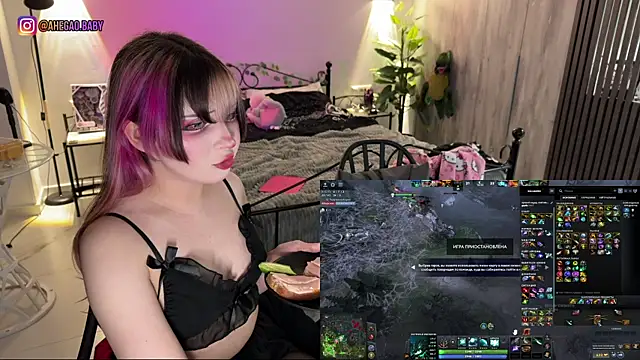 h3ntai_baby webcam