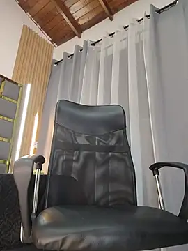 Oliver_bigblack_cock webcam