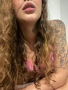 miiabellovic webcam