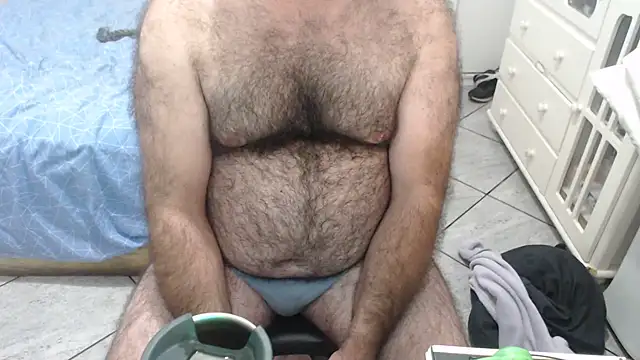 MysterBearMG webcam