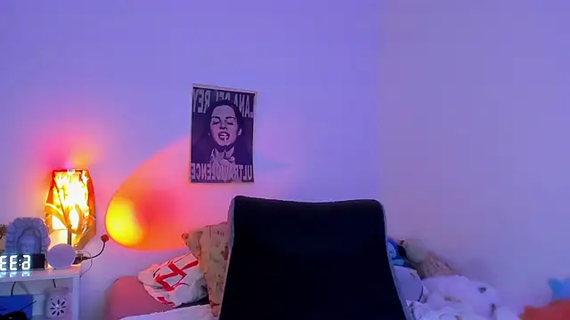 MarieTaylor_ webcam