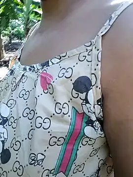 BigAss-69 webcam