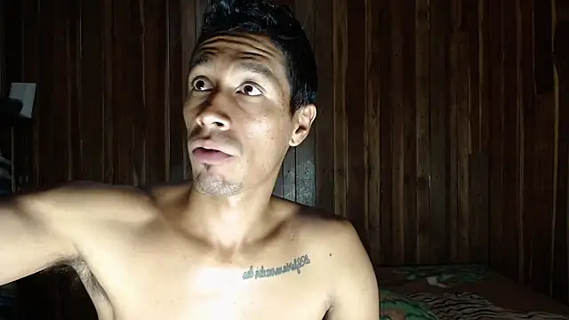 MissColombian webcam