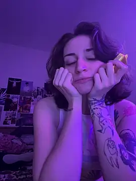 Dooubletroublee webcam