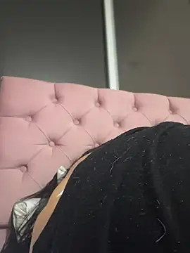 Pretty_Isadora webcam