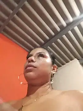 AngelicaStorms webcam