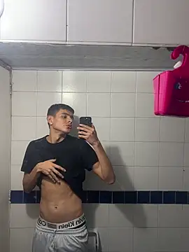 fresdyhot webcam