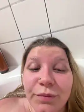 LucieLouBabe webcam