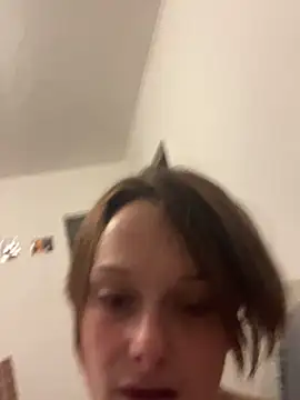 Quenn667 webcam