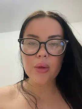 PeachDoll- webcam