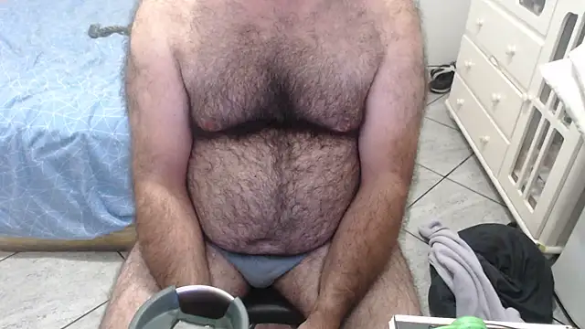 MysterBearMG webcam