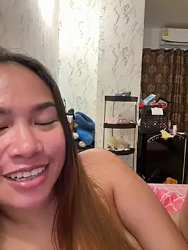 Ponthip webcam