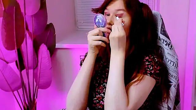 CarolGiggly webcam