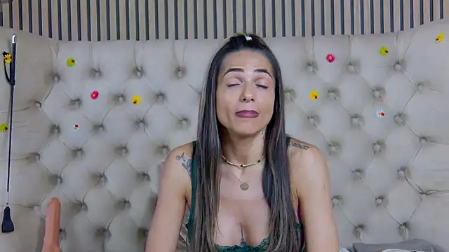 PlayfulShow webcam