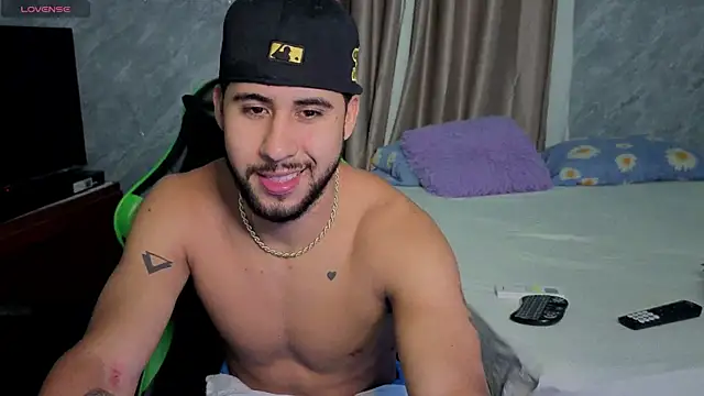 Daiki_Jack live cam on StripChat