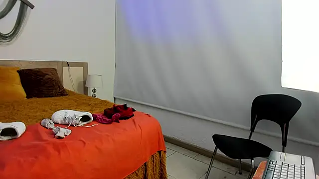 Rosalinda_Cortez webcam