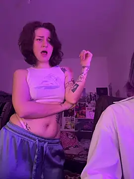 Dooubletroublee webcam
