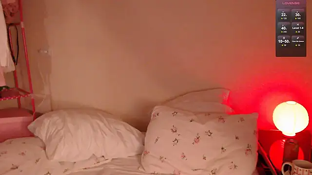 KatieMelone webcam