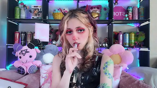 _Devill_Baby webcam