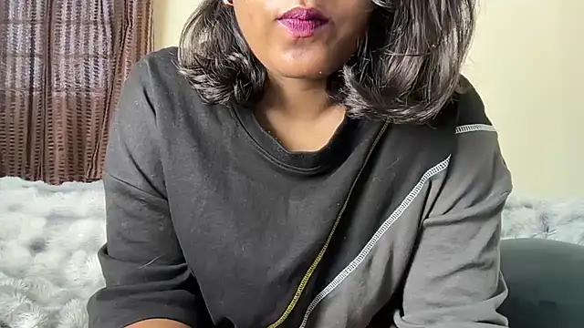 priyadevi17 webcam